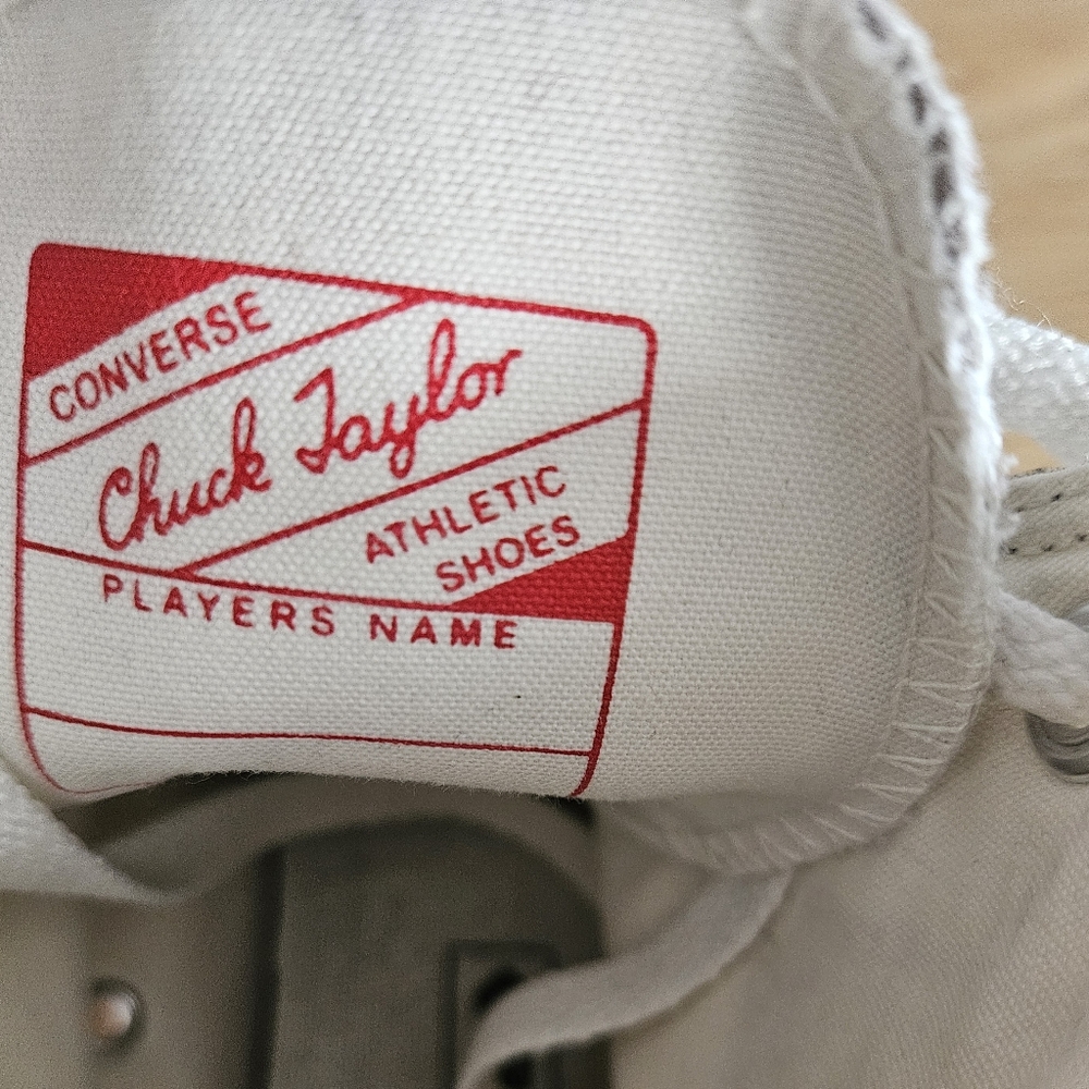 Converse - Picture 8 of 10